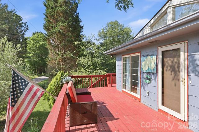 65 Spencer Street, Clyde, NC 28721