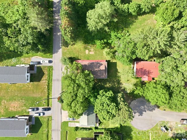 65 Spencer Street, Clyde, NC 28721