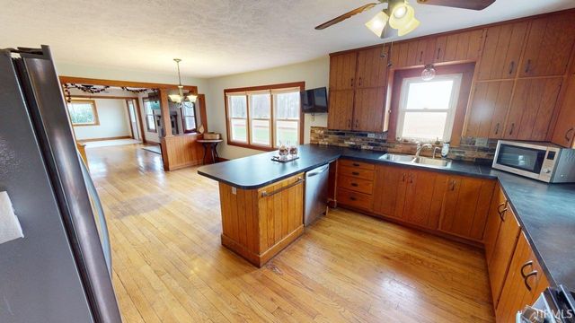 4386 E Luse Road, Monticello, IN 47960