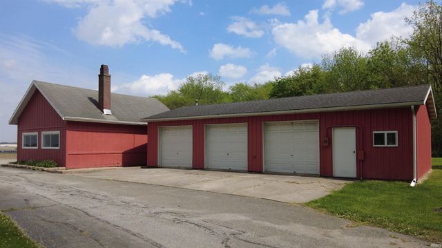 4386 E Luse Road, Monticello, IN 47960