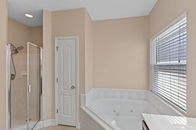 3342 Cameron Chase Drive, Tallahassee, FL 32309