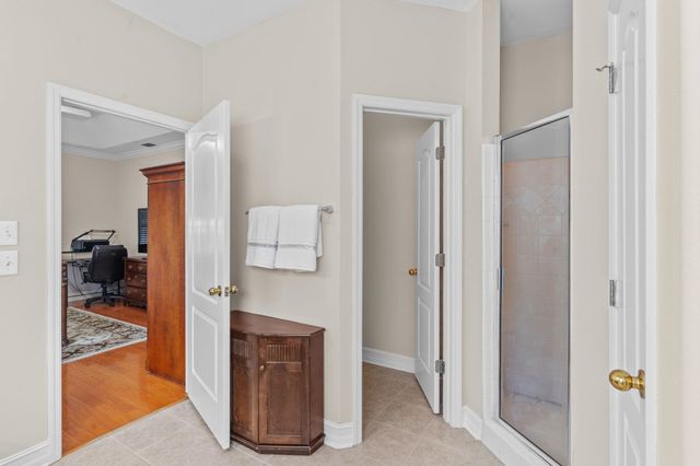 3342 Cameron Chase Drive, Tallahassee, FL 32309