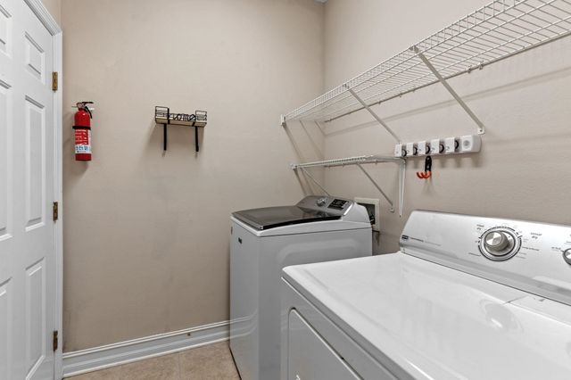 3342 Cameron Chase Drive, Tallahassee, FL 32309