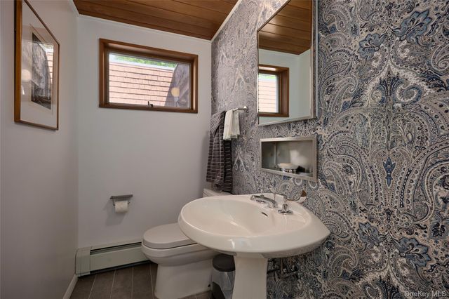 2 Cannon Hill Road, Tuxedo Park, NY 10987