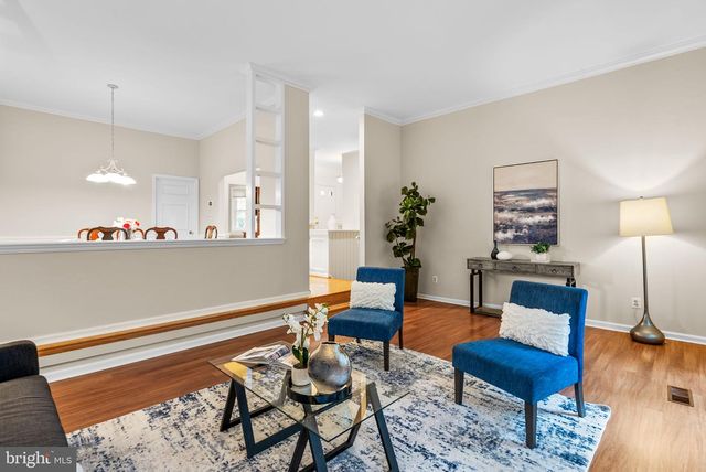 9836 DELLCASTLE RD, Montgomery Village, MD 20886