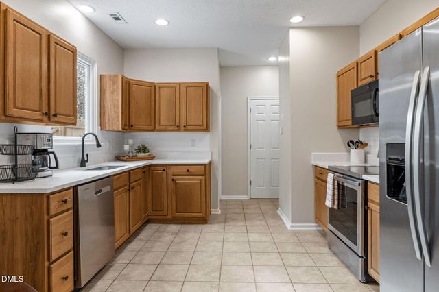 337 Texanna Way, Holly Springs, NC 27540