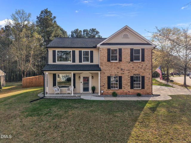 337 Texanna Way, Holly Springs, NC 27540