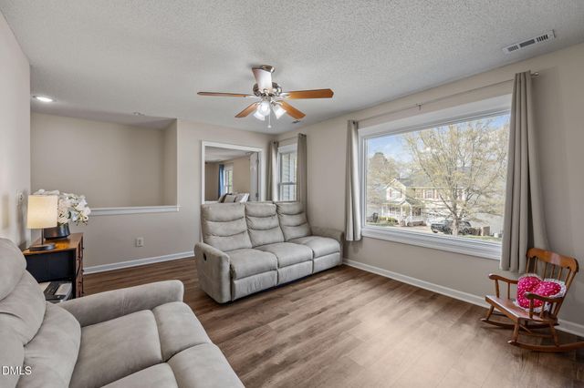 337 Texanna Way, Holly Springs, NC 27540