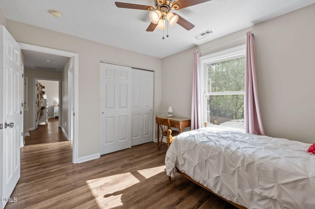 337 Texanna Way, Holly Springs, NC 27540