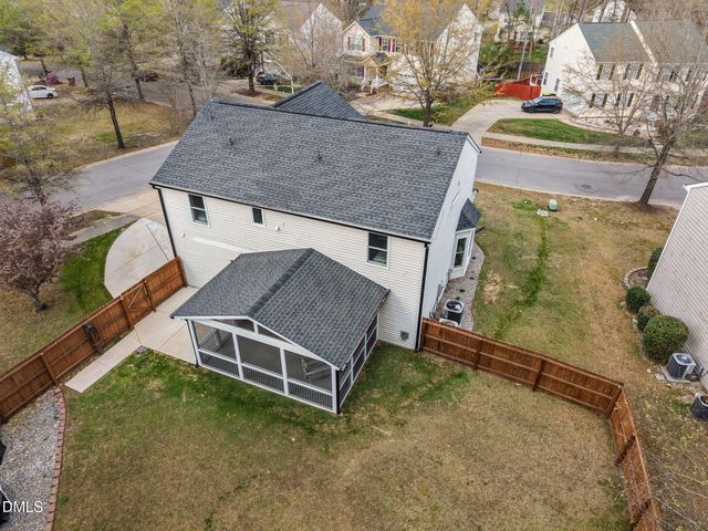 337 Texanna Way, Holly Springs, NC 27540