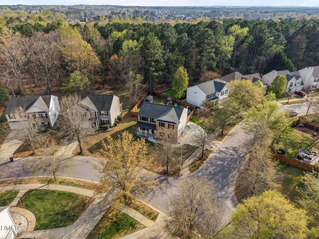 337 Texanna Way, Holly Springs, NC 27540