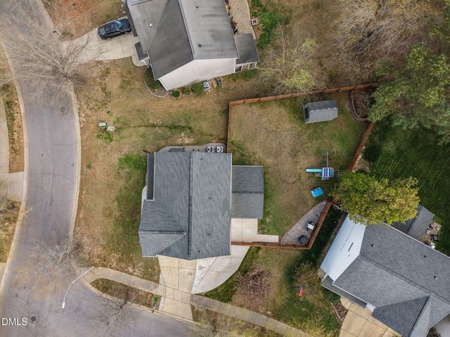 337 Texanna Way, Holly Springs, NC 27540