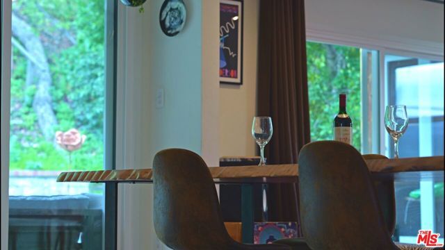 11282 Dona Lola Drive, Studio City (los Angeles), CA 91604