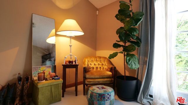 11282 Dona Lola Drive, Studio City (los Angeles), CA 91604