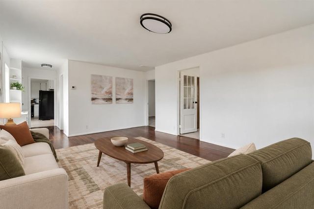 13301 Spruce Valley Drive, Jones, OK 73049