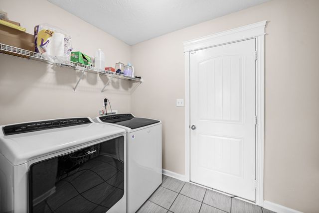 1292 Freedom Dr, Clarksville, TN 37042