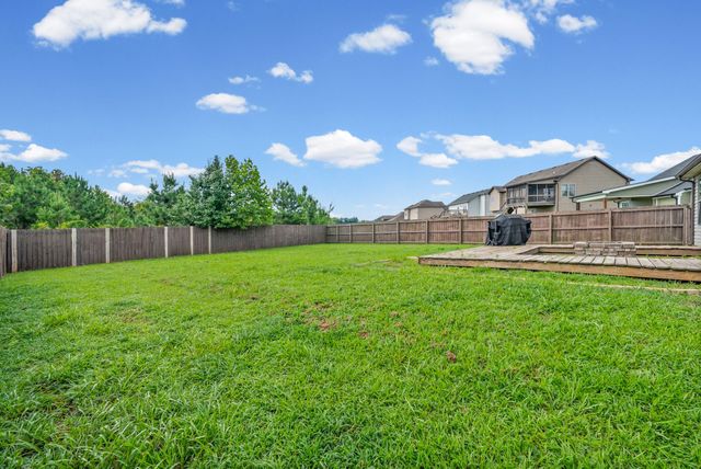 1292 Freedom Dr, Clarksville, TN 37042