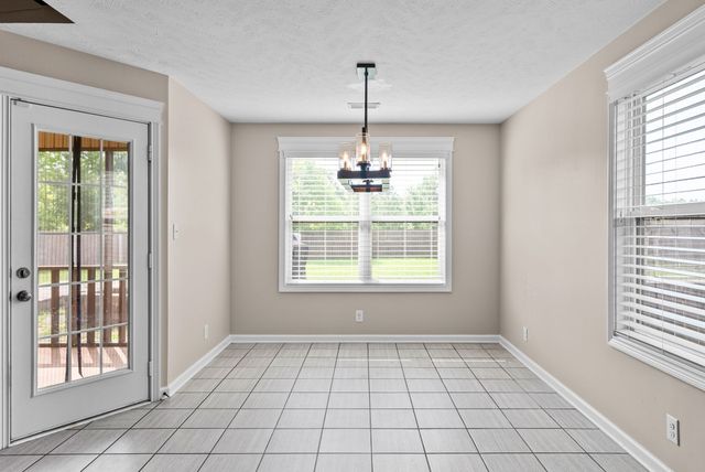 1292 Freedom Dr, Clarksville, TN 37042