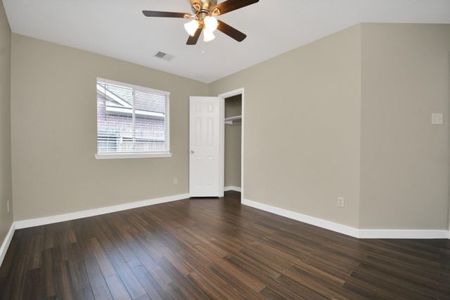 13339 Yaupon Holly Lane, Houston, TX 77044
