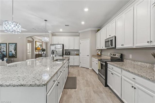 11231 Shady Lake RUN, Fort Myers, FL 33913