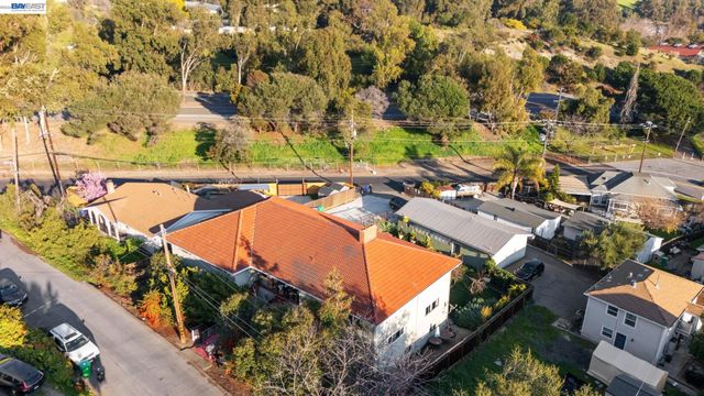 2245 Sol St, Castro Valley, CA 94578