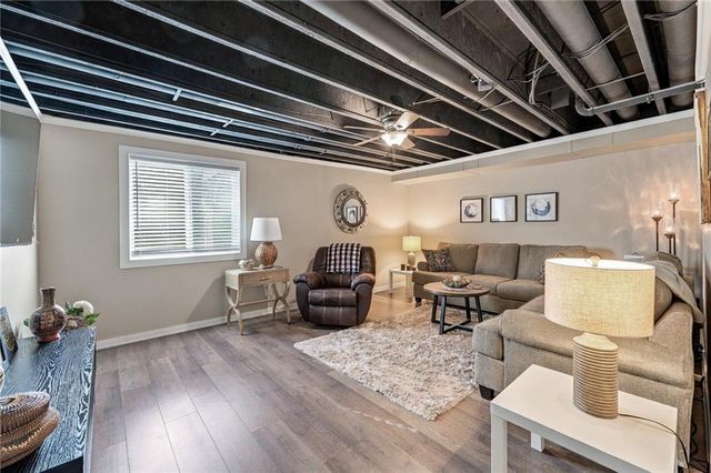 11013 East Ridge Court, Peculiar, MO 64078