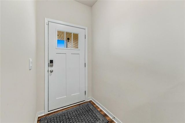 11013 East Ridge Court, Peculiar, MO 64078