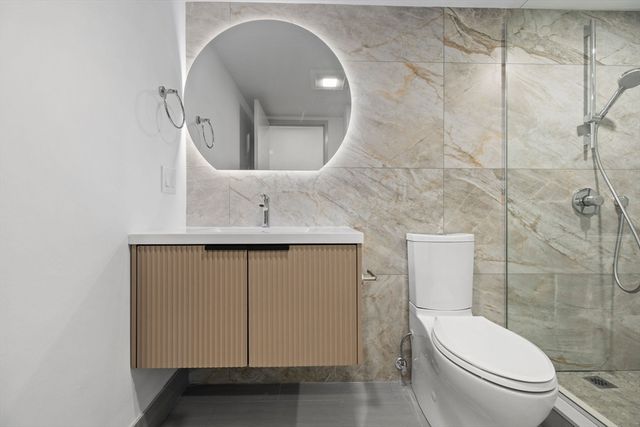 1243 Beacon 5, Brookline, MA 02446