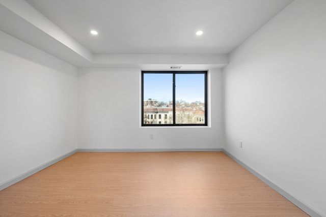 1243 Beacon 5, Brookline, MA 02446