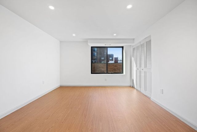 1243 Beacon 5, Brookline, MA 02446