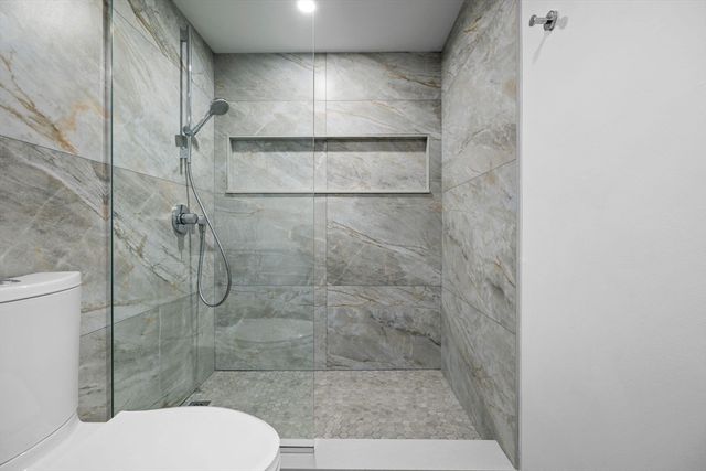 1243 Beacon 5, Brookline, MA 02446