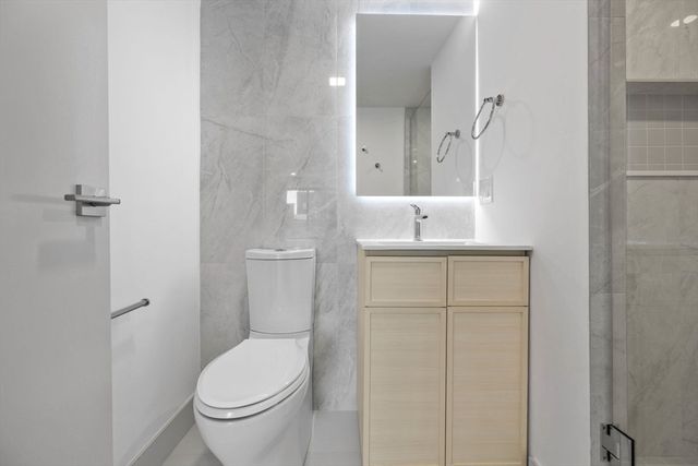 1243 Beacon 5, Brookline, MA 02446