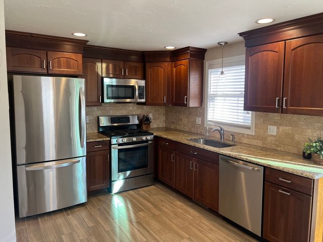 70 I St 70, Haverhill, MA 01835