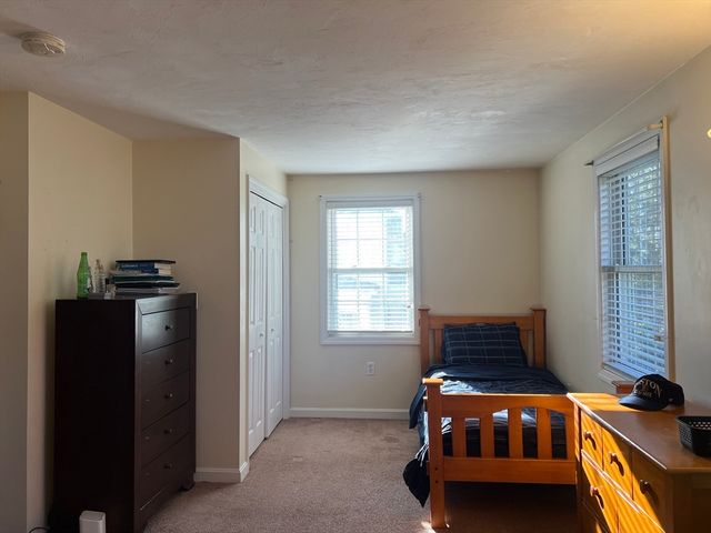 70 I St 70, Haverhill, MA 01835