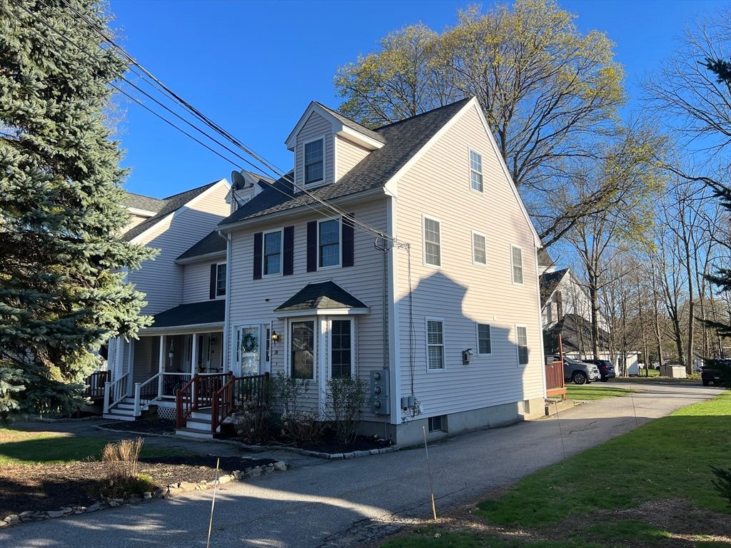 70 I St 70, Haverhill, MA 01835