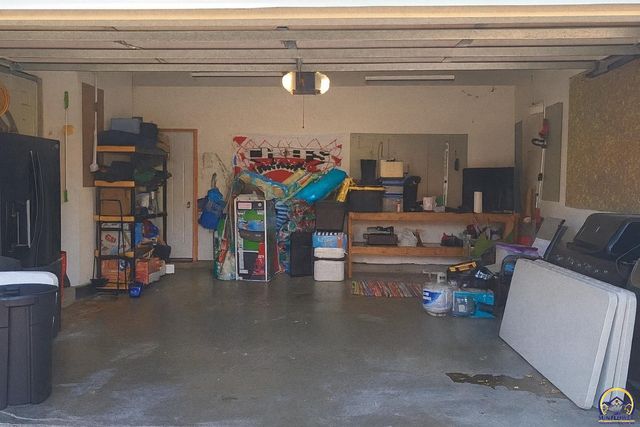 3337 SW Arrowhead RD, Topeka, KS 66614