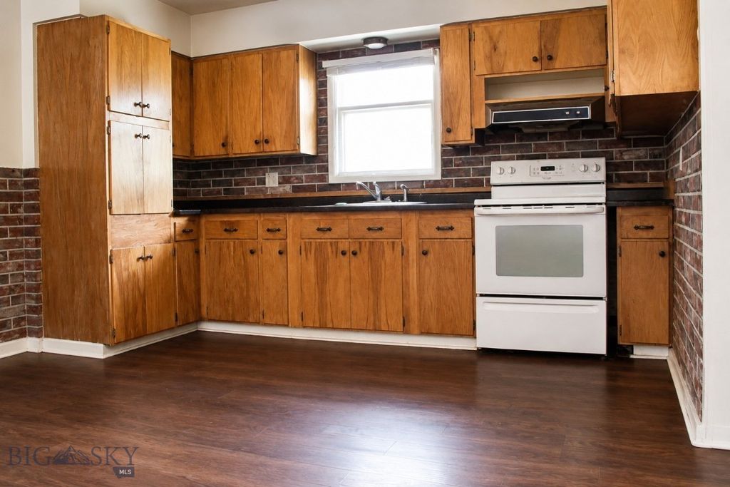 608 E Commercial, Anaconda, MT 59711 — photo 3