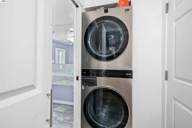 24849 2nd St, Hayward, CA 94541