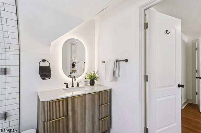 335 La Grande Ave, Fanwood Boro, NJ 07023