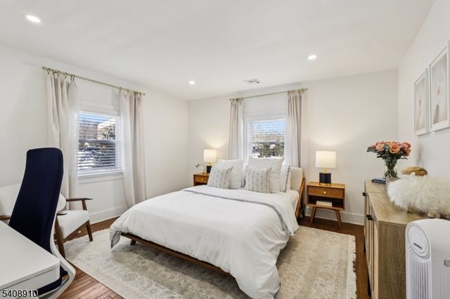 335 La Grande Ave, Fanwood Boro, NJ 07023