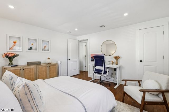 335 La Grande Ave, Fanwood Boro, NJ 07023