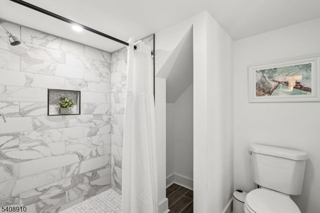 335 La Grande Ave, Fanwood Boro, NJ 07023