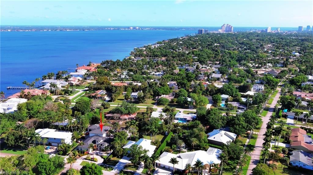 1229 Plumosa DR, FORT MYERS, FL 33901 — exterior