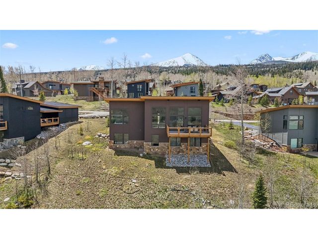 107 Beasley Rd, Silverthorne, CO 80498