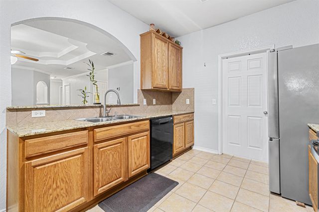 36 Golden Poppy LOOP, Belton, TX 76513