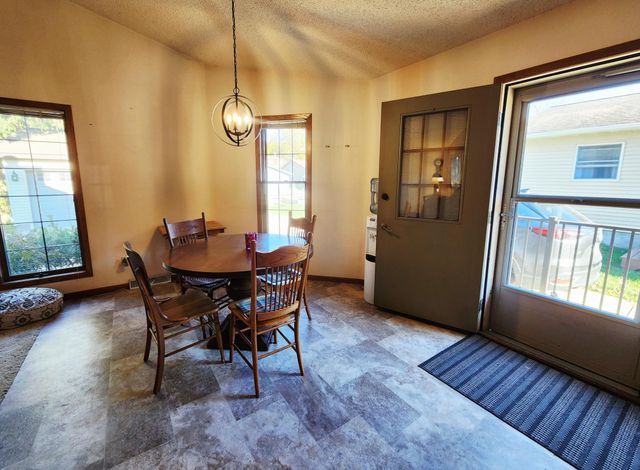 4330 W 8th Street, Goodview, MN 55987