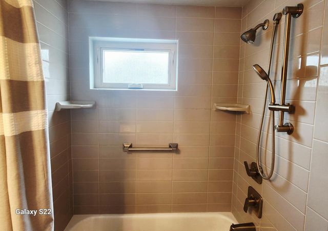 4330 W 8th Street, Goodview, MN 55987