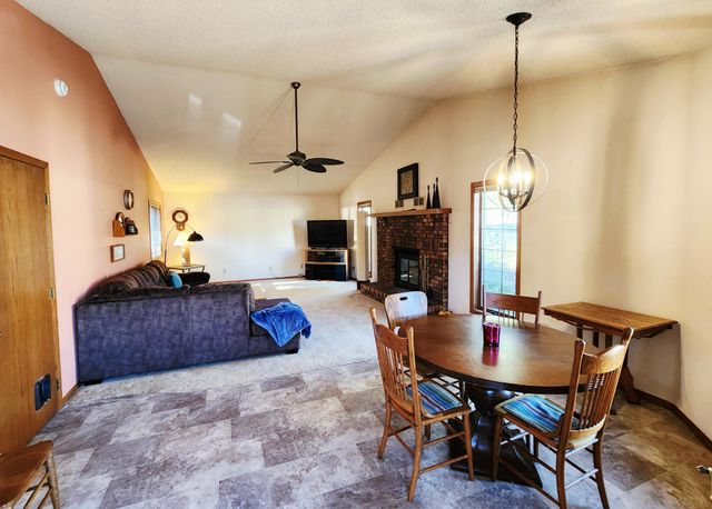 4330 W 8th Street, Goodview, MN 55987