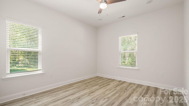 511 North Flint Street, Lincolnton, NC 28107