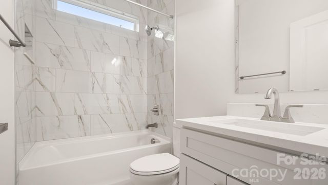 511 North Flint Street, Lincolnton, NC 28107